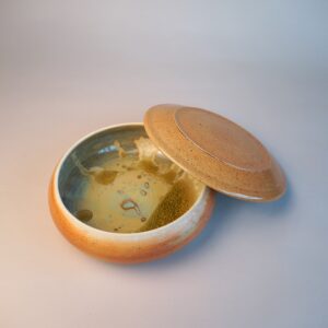 Janji Series - Medium Lidded Bowl  - Ash Green inside (L7)